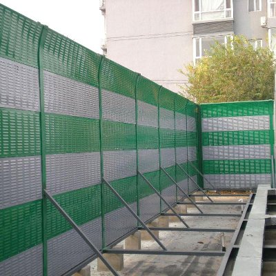 设备降噪声屏障使用什么材质？